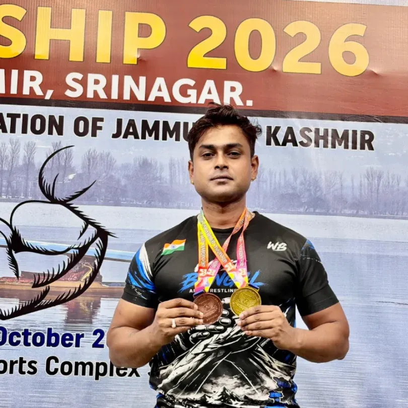 জাতীয় আর্ম রেসলিংয়ে সোনা, গর্বিত জয়গাঁর বিরাজ