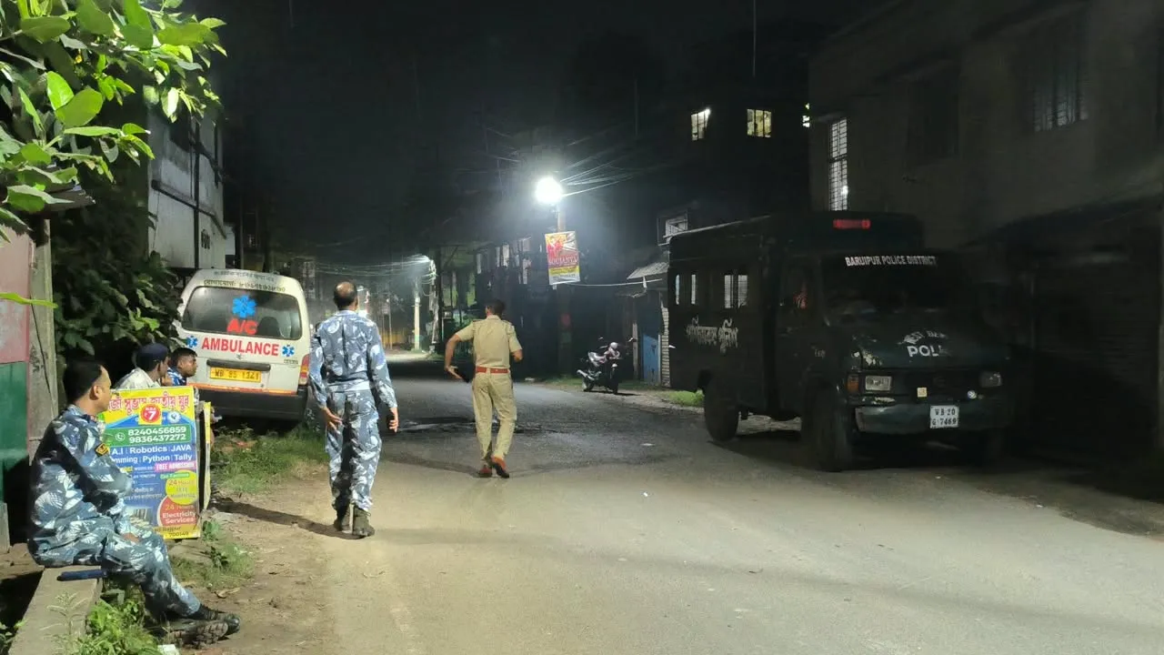 সোনারপুরের বারেন্দ্রপাড়ায় সিপিএম ও বিজেপি কর্মীদের সংঘর্ষকে কেন্দ্র করে ছড়াল উত্তেজনা