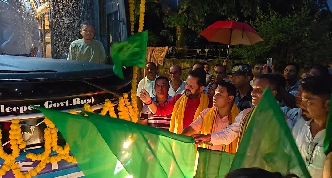পুজোর আগে জয়গাঁবাসীর বড় উপহার!,এসি ভলভো বাসে কলকাতা পরিষেবা চালু করল এনবিএসটিসি