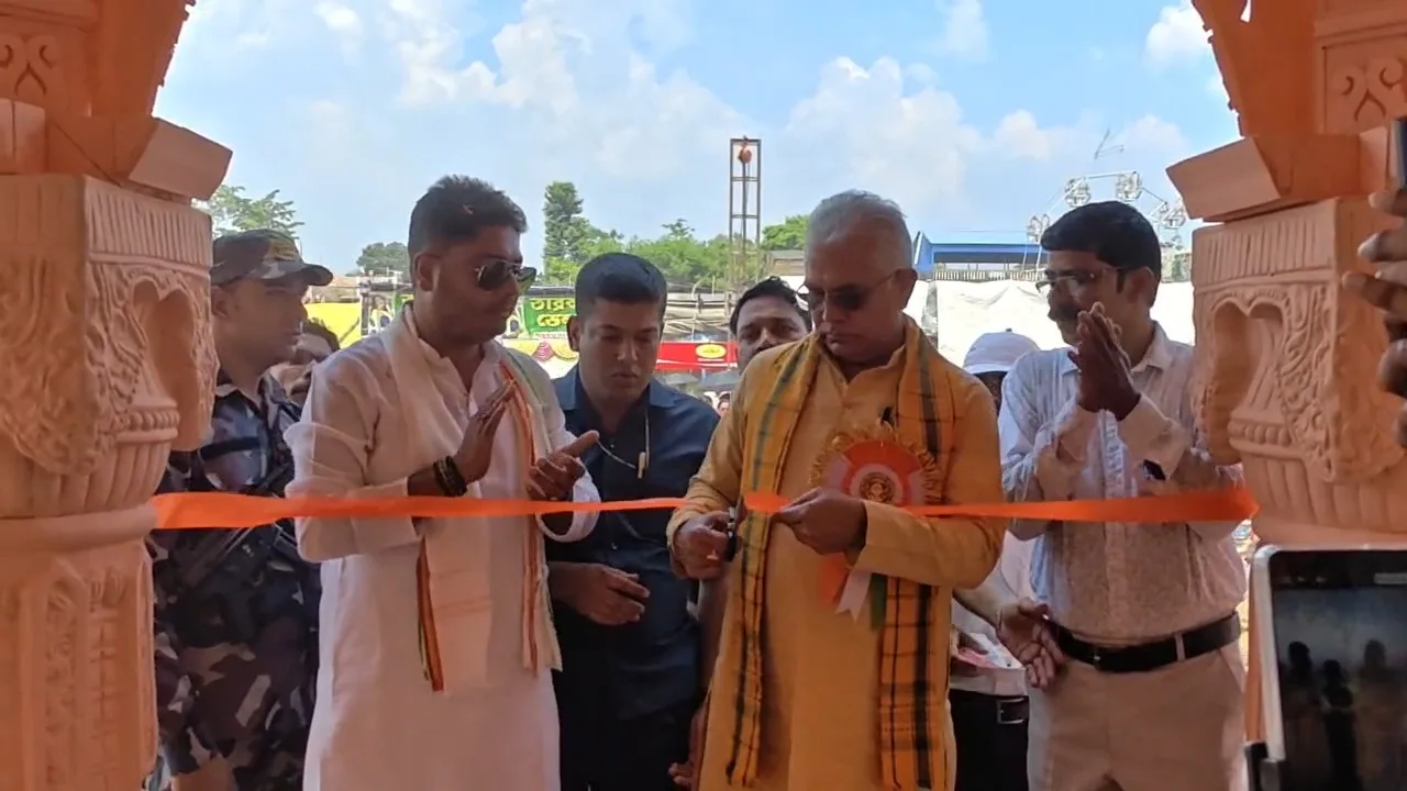 পঞ্চমীর সকাল থেকেই জেলা জুড়ে পুজো উদ্বোধনে ব্যস্ত মন্ত্রী দিলীপ ঘোষ