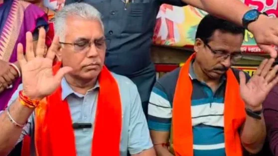 যারা বন্দে মাতরম গাইতে জানত না, তারা ঠেলায় পড়ে ত্রিরঙ্গা যাত্রা করছেন, মেদিনীপুরে চা চক্রে দিলীপ ঘোষ