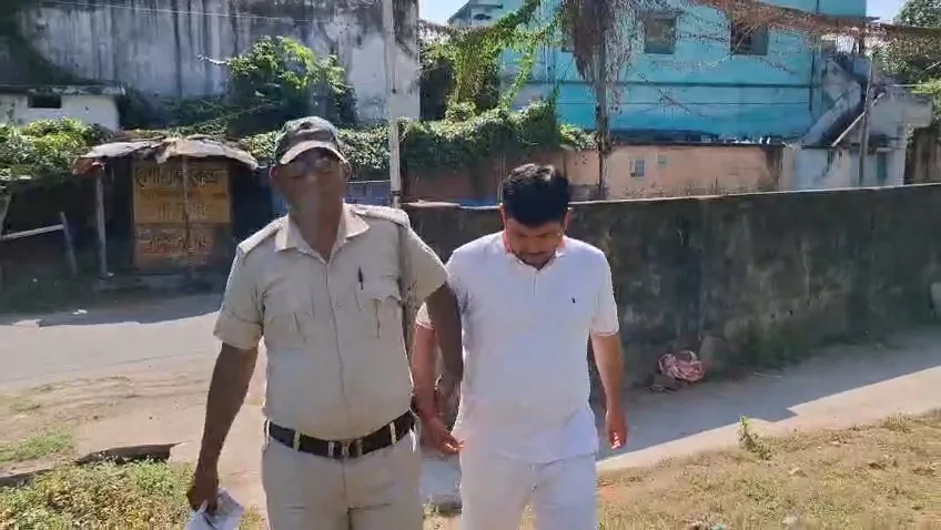 প্রতারণার অভিযোগে গ্রেফতার হওয়া ঠিকাদার