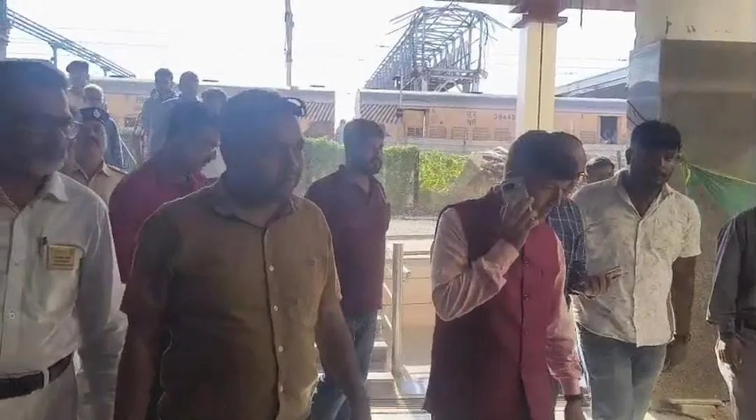 শিলিগুড়ি স্টেশনের আধুনিকীকরণের কাজ পরিদর্শন ডিআরএম এর