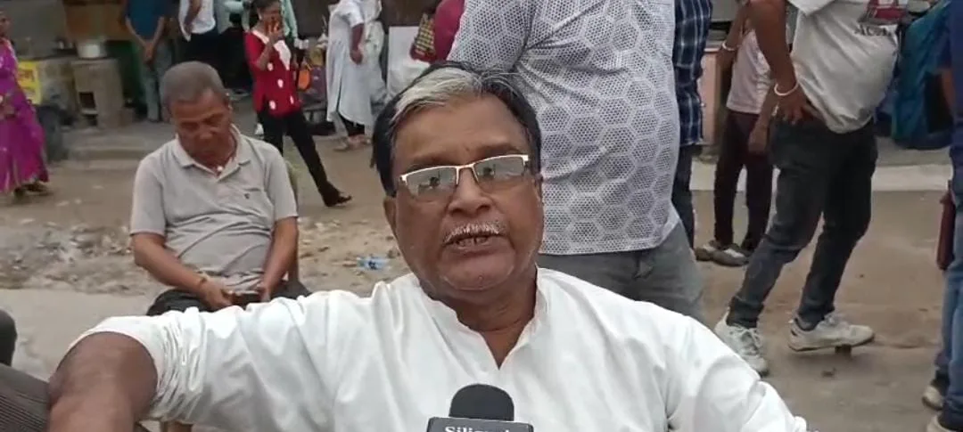 হঠাৎ দোকান খালি করার নোটিশ ব্যবসায়ীদের