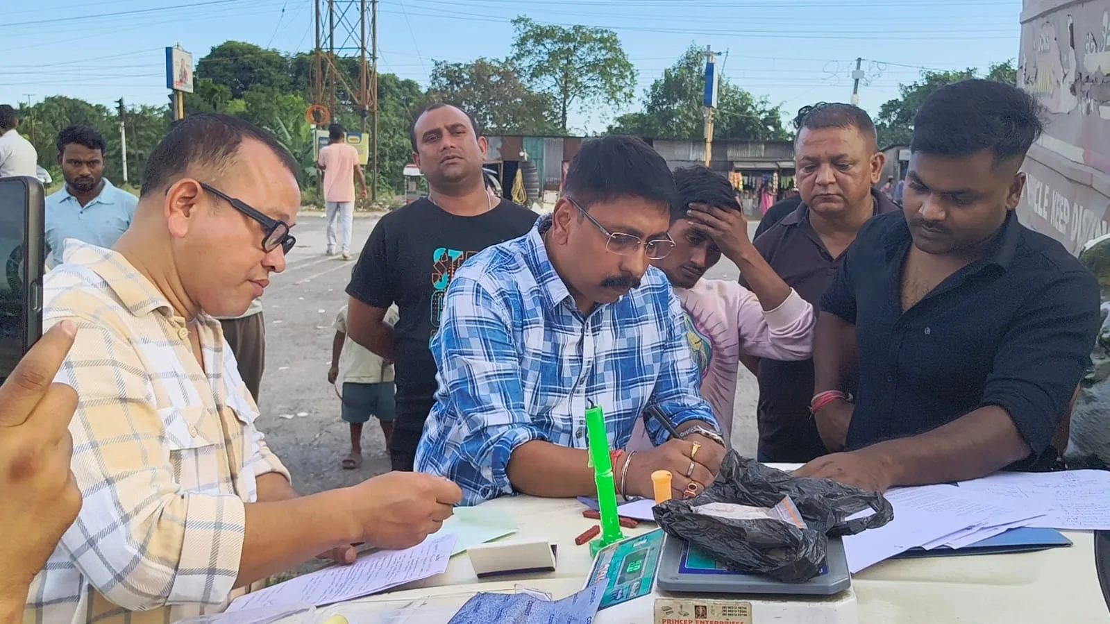 মাদক ক্রয় বিক্রির পূর্বেই পুলিশের জালে অভিযুক্ত
