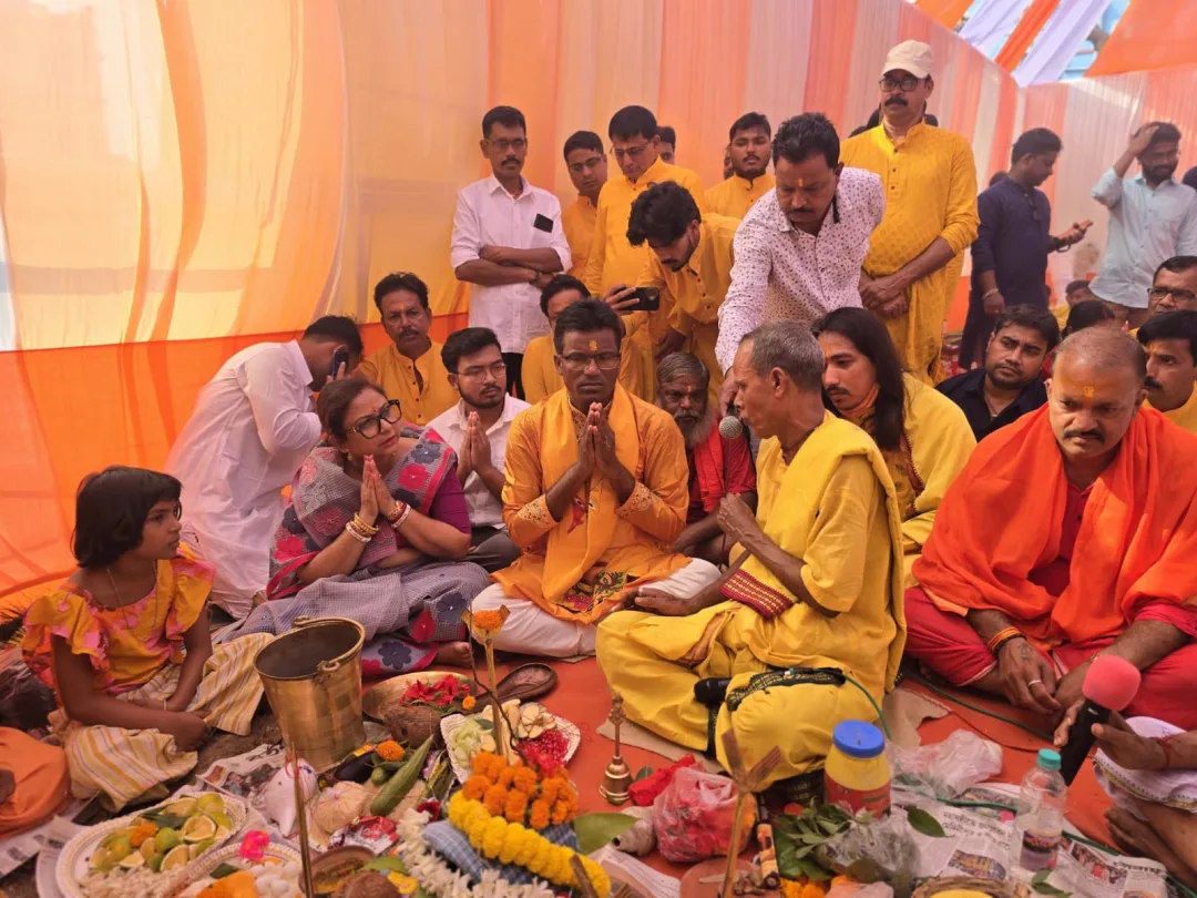 মেদিনীপুরে উত্তরণে পঞ্চম তম বর্ষে জগদ্ধাত্রী পুজোর খুঁটি পুজো করলেন বিধায়ক শংকর গুছাইত, থিম বিকশিত ভারত ২০৪৭ উদ্বোধন করতে আসবেন রাজ্যের মুখ্যমন্ত্রী শুভেন্দু অধিকারী